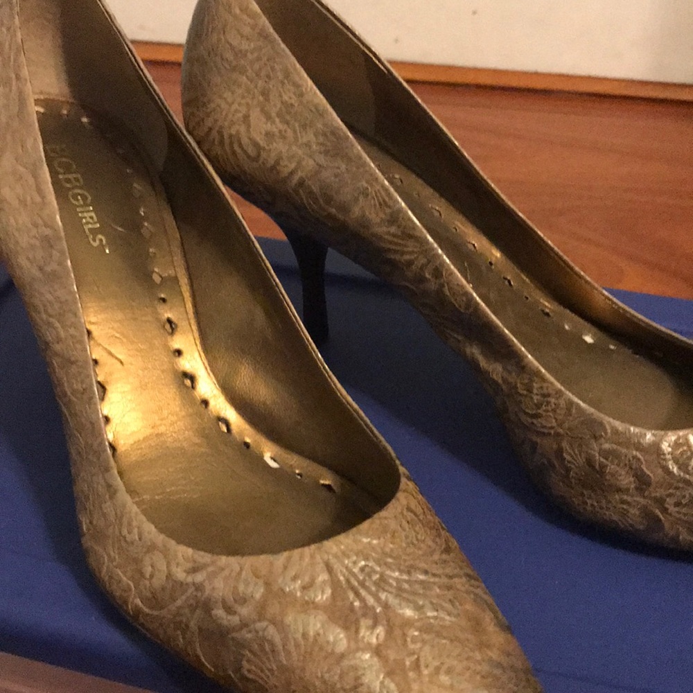 Vintage BCBGirls shoes